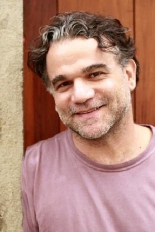 Photo of Eduardo Moreira