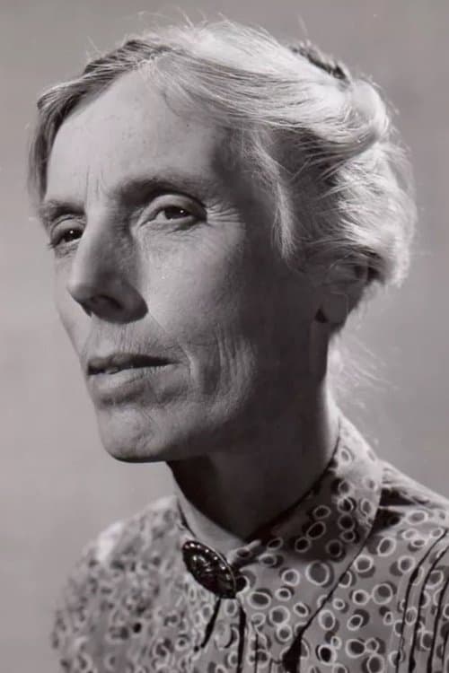 Photo of Eily Malyon