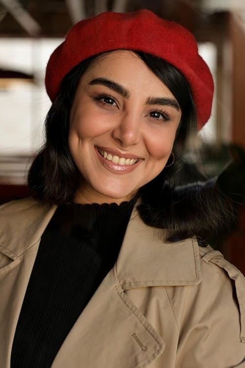 Photo of Elham Farashah
