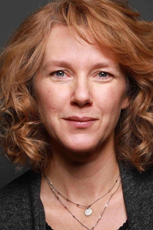 Photo of Elise Robertson