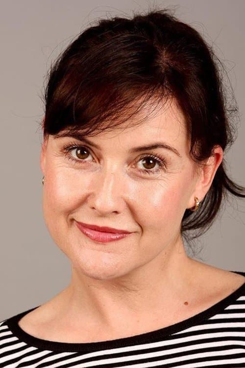 Photo of Elizabeth Carling