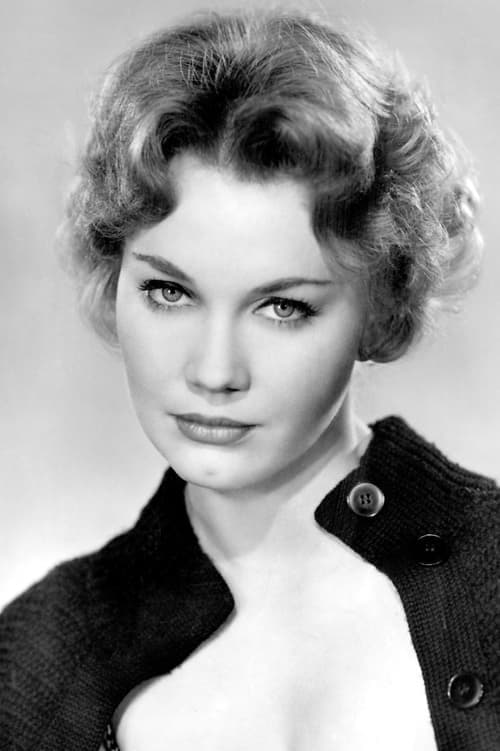 Photo of Elizabeth MacRae