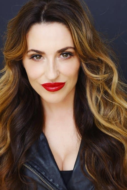 Photo of Elle Newlands