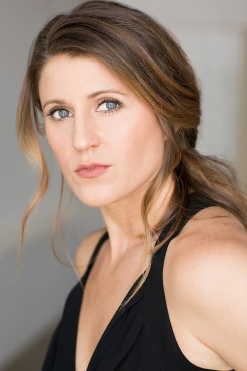Photo of Elle Shaw