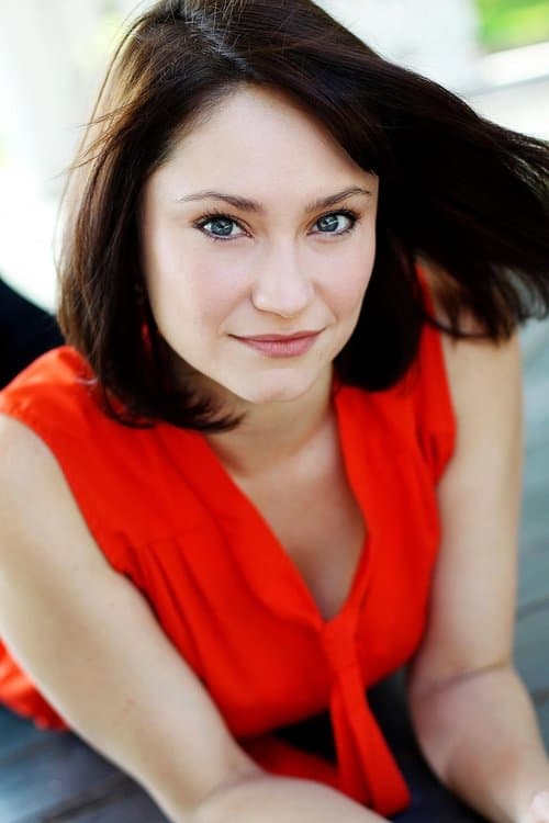 Photo of Emily Neves