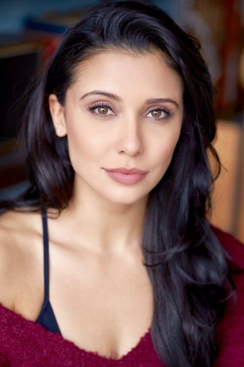 Photo of Emily Shah