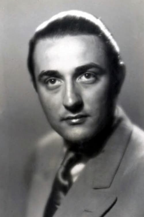 Photo of Enrique Rambal