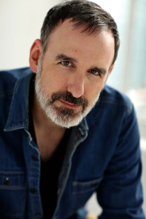 Photo of Erik Lochtefeld