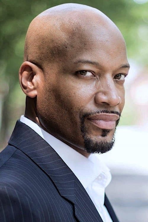 Photo of Erik McKay