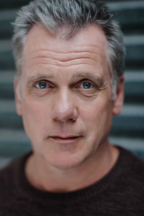Photo of Erik Thomson