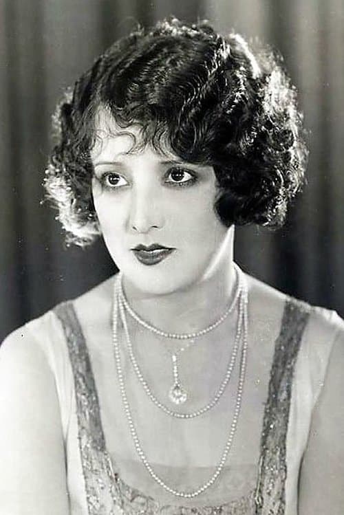Photo of Estelle Taylor