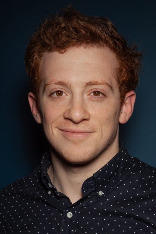 Photo of Ethan Slater