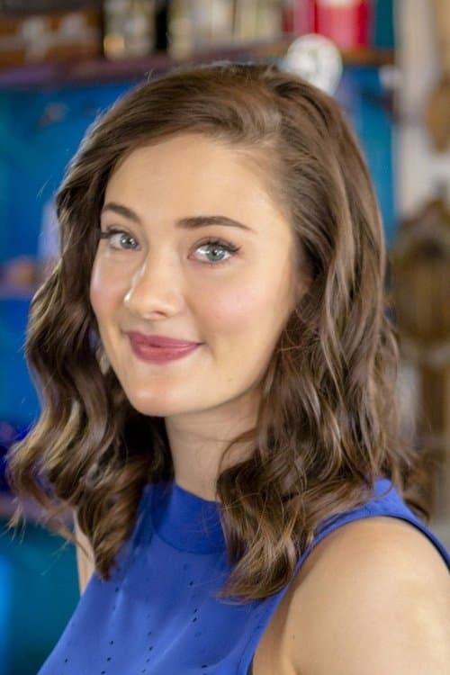Photo of Eva Bourne