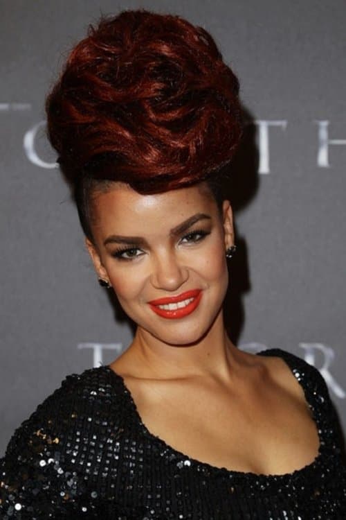 Photo of Eva Simons