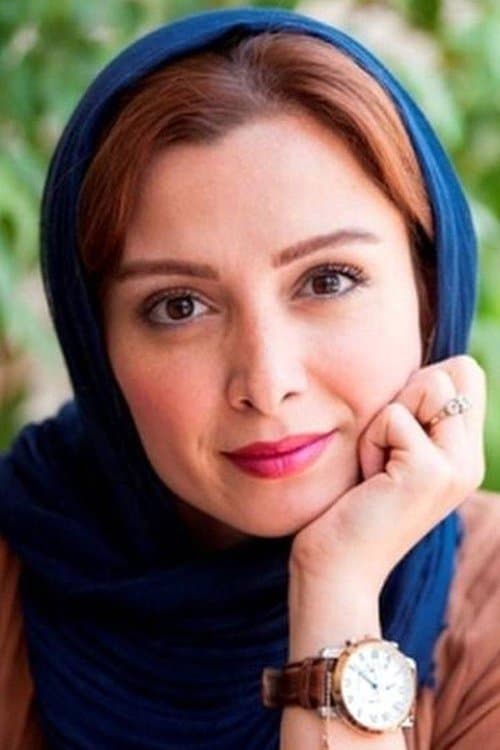 Photo of Farnaz Rahnama