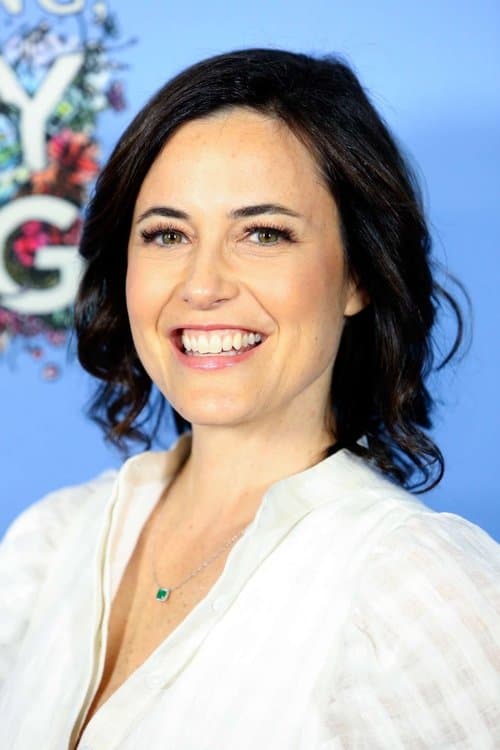 Photo of Fiona Loewi