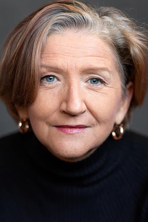 Photo of Fiona Stewart