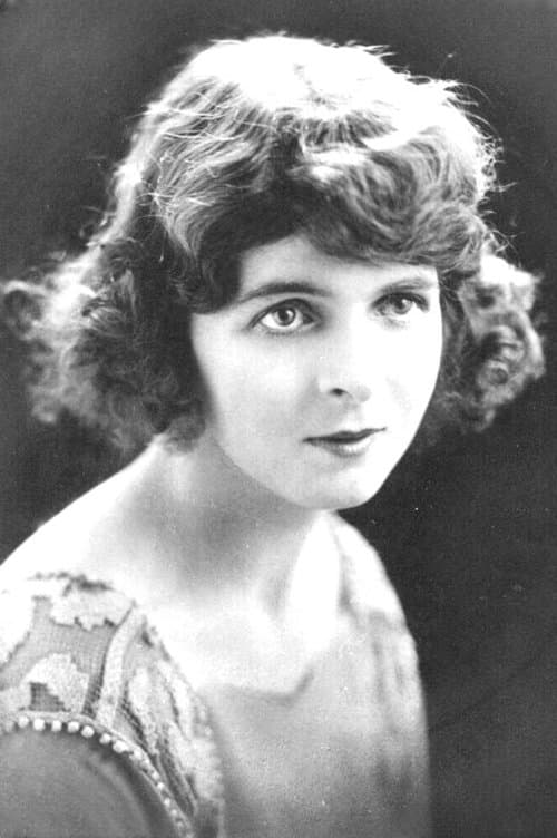 Photo of Flora le Breton