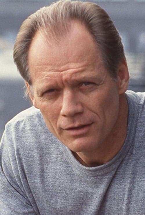 Photo of Fred Dryer
