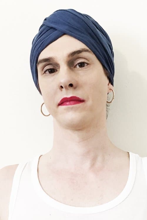 Photo of Gavilán Rayna Russom