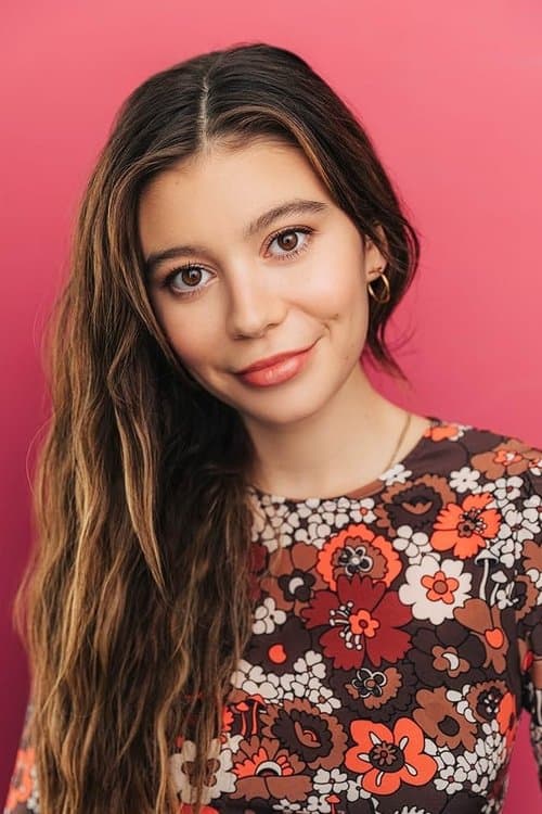 Photo of Genevieve Hannelius