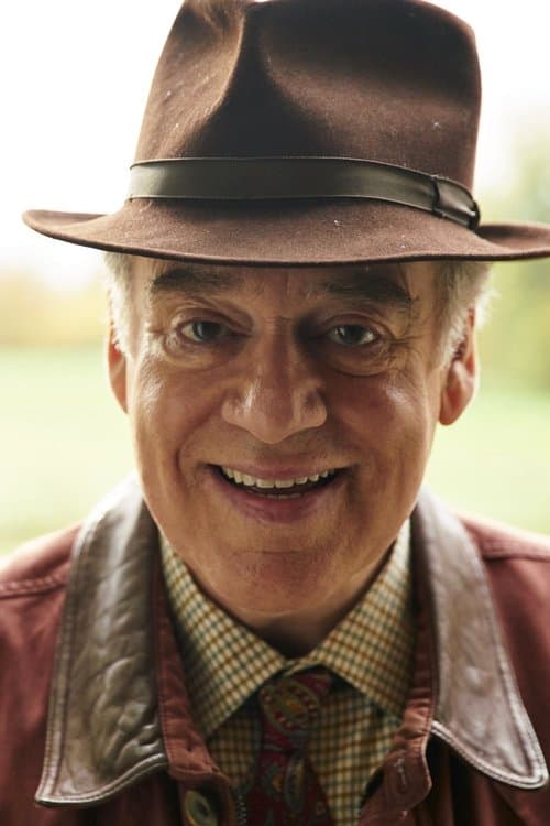 Photo of Geoffrey McGivern