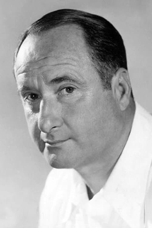 Photo of George Tobias