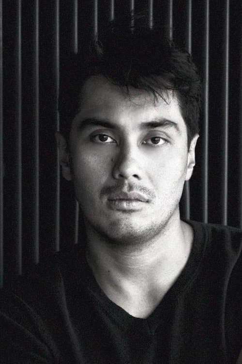 Photo of Gian Magdangal