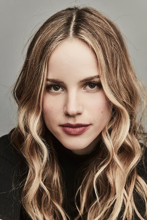 Photo of Halston Sage