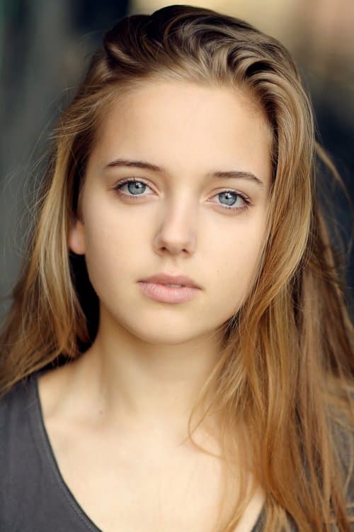 Photo of Hannah Rae