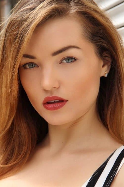 Photo of Hannah Townsend
