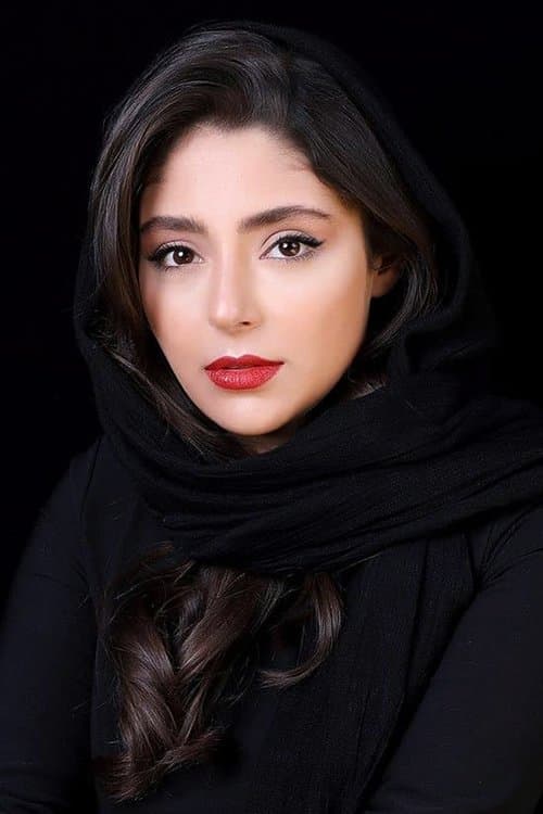 Photo of Hasti Mahdavifar