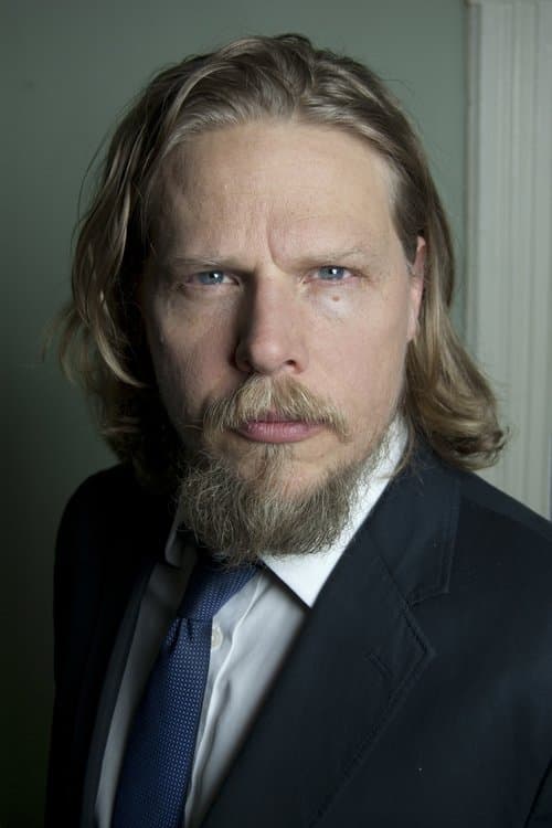 Photo of Ian Matthews