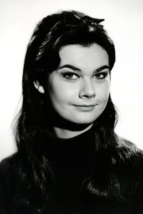 Photo of Imogen Hassall