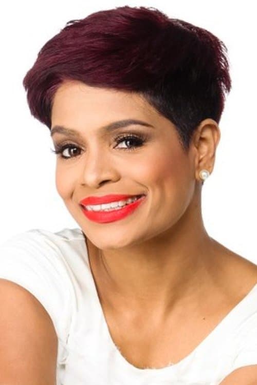 Photo of Jaclyn Victor