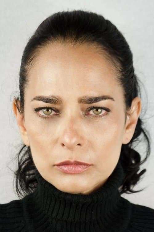 Photo of Jacqueline Arenal