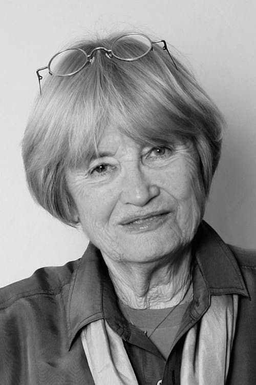 Photo of Jacqueline Veuve