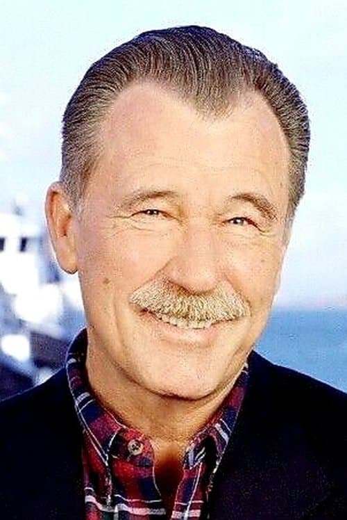 Photo of James Gammon