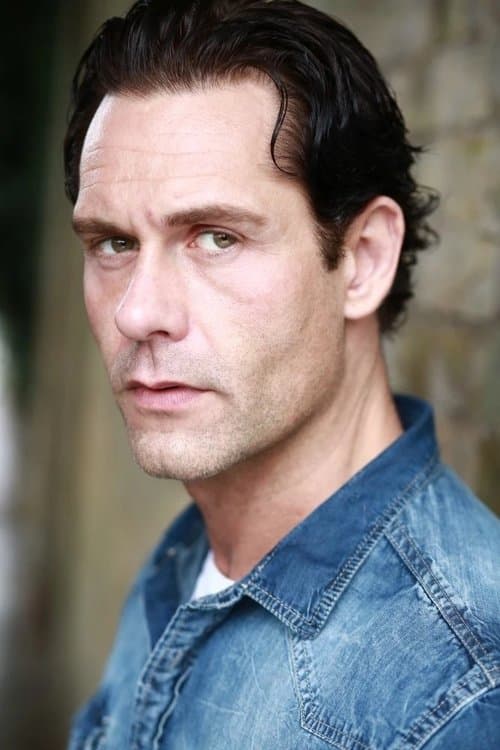 Photo of JD Roth-Round