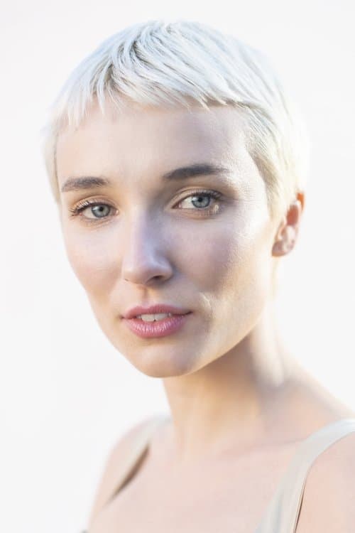 Photo of Jenna Owen
