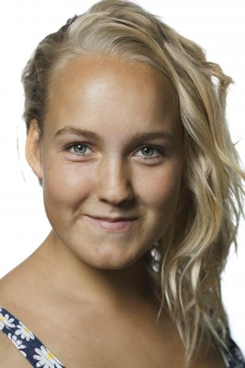 Photo of Jessica Dinnage