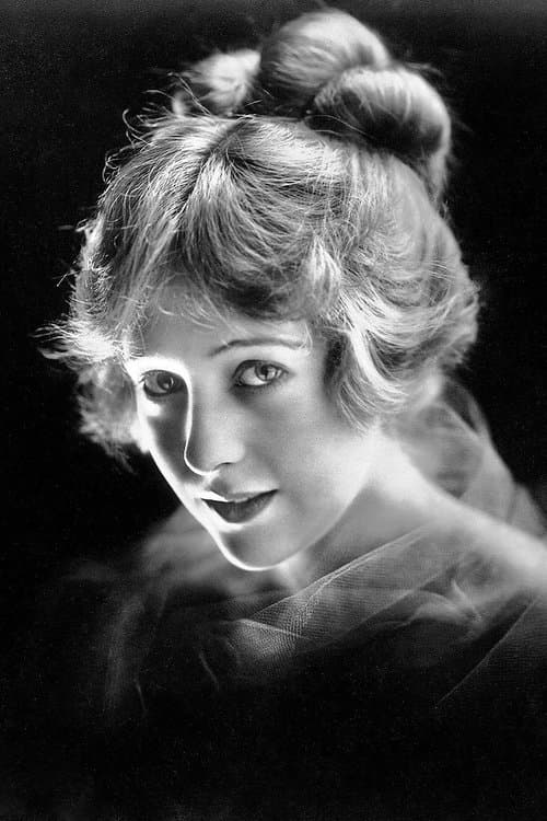 Photo of Jewel Carmen