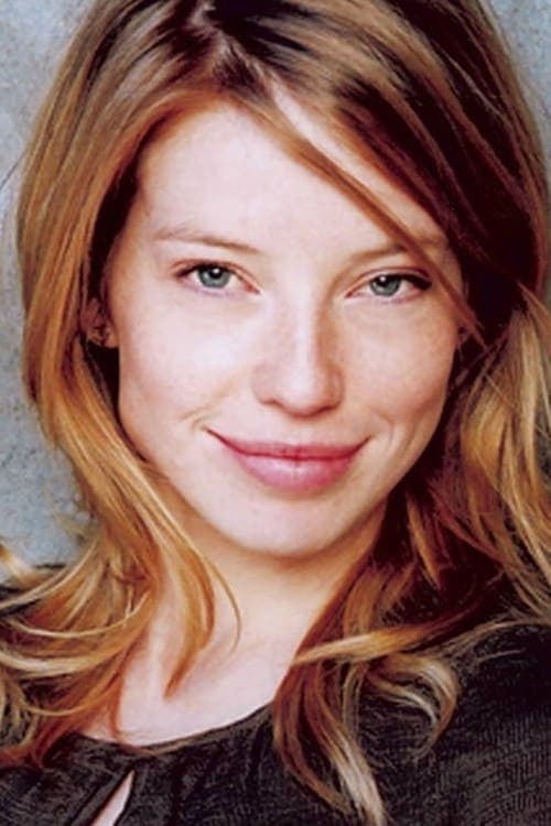 Photo of Joanna Douglas