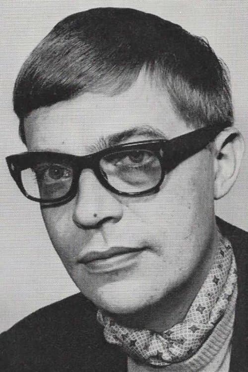 Photo of John Larsen