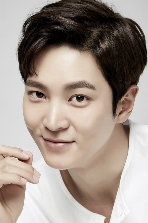 Photo of Joo Won