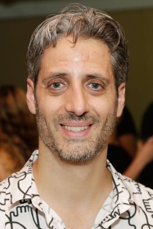 Photo of Josh Saviano