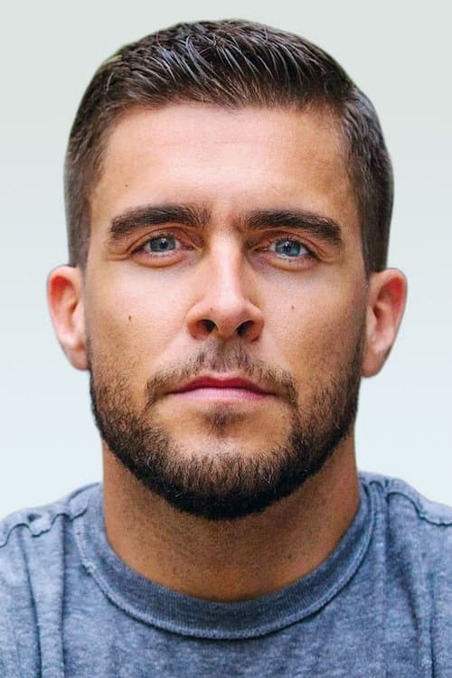 Photo of Josh Segarra