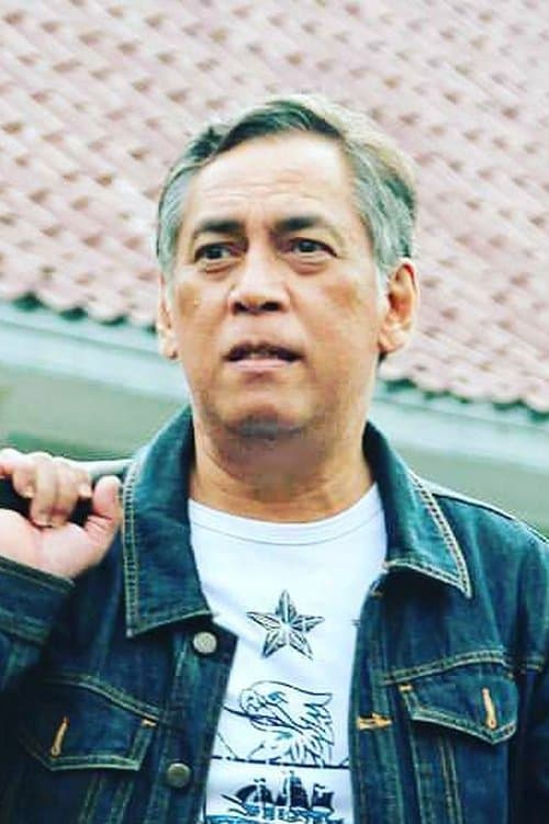 Photo of Joshua Pandelaki