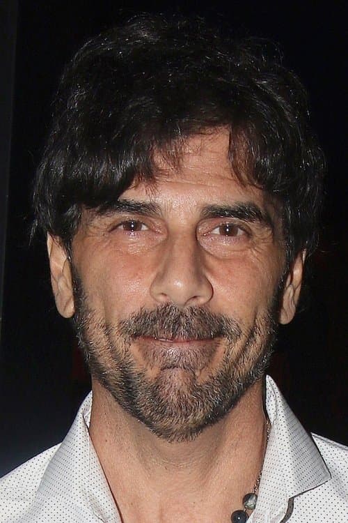 Photo of Juan Darthés