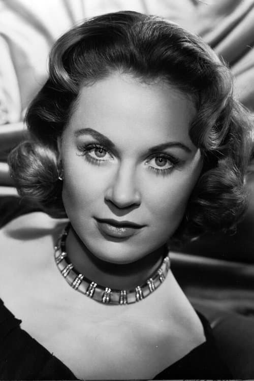 Photo of Julia Arnall